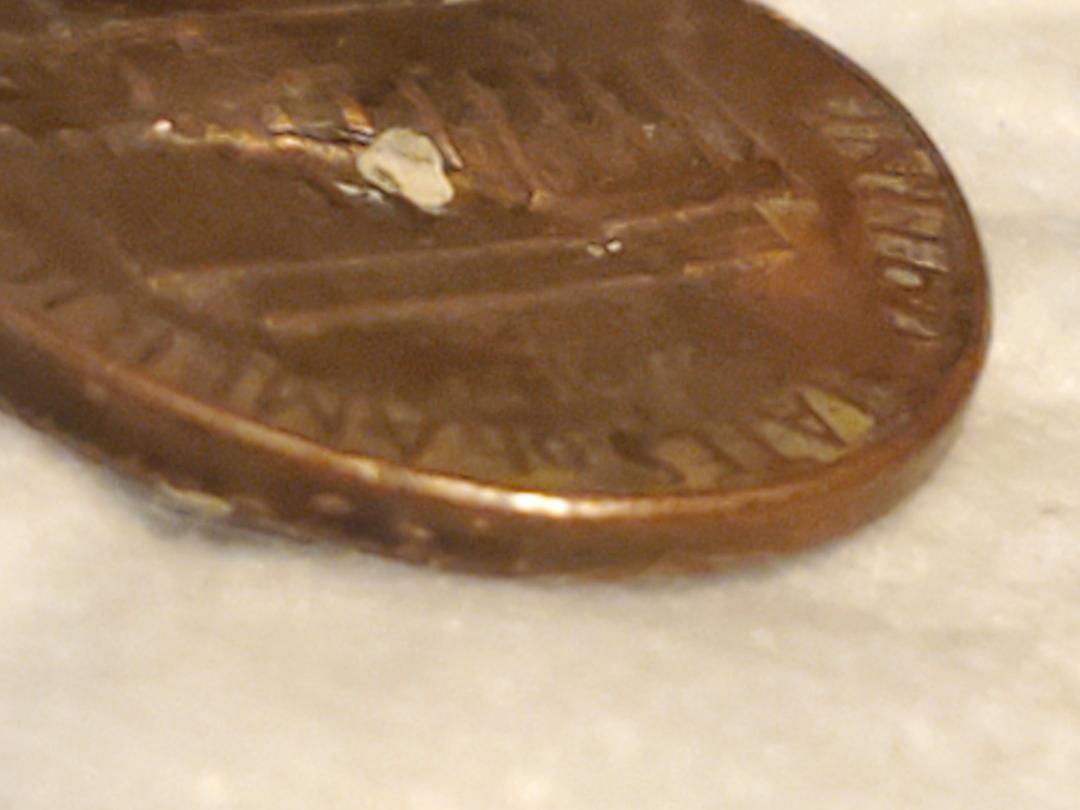 1984-Lincoln-Memorial-Cent---Is-This-An-Error-Coin-Or-Post-Mint?